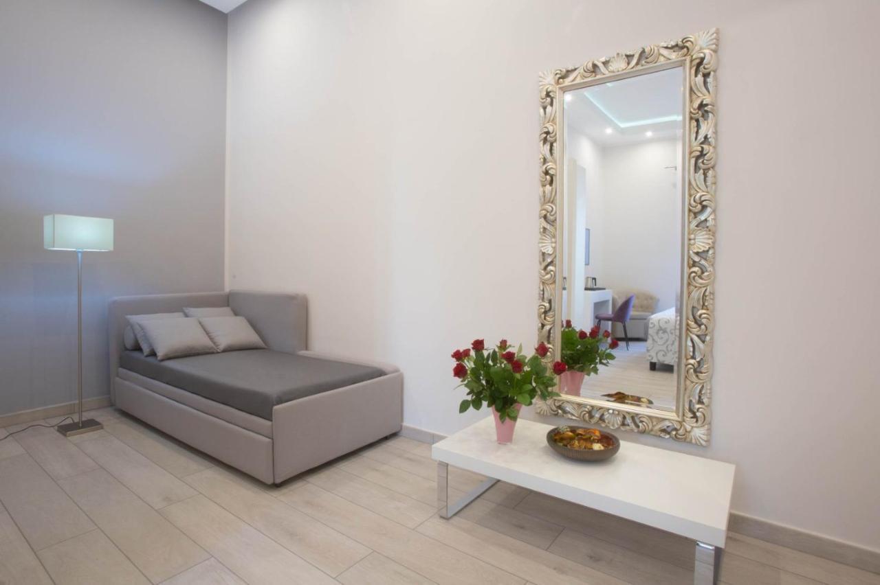 Royal Gardens Bed & Breakfast Caserta Eksteriør bilde