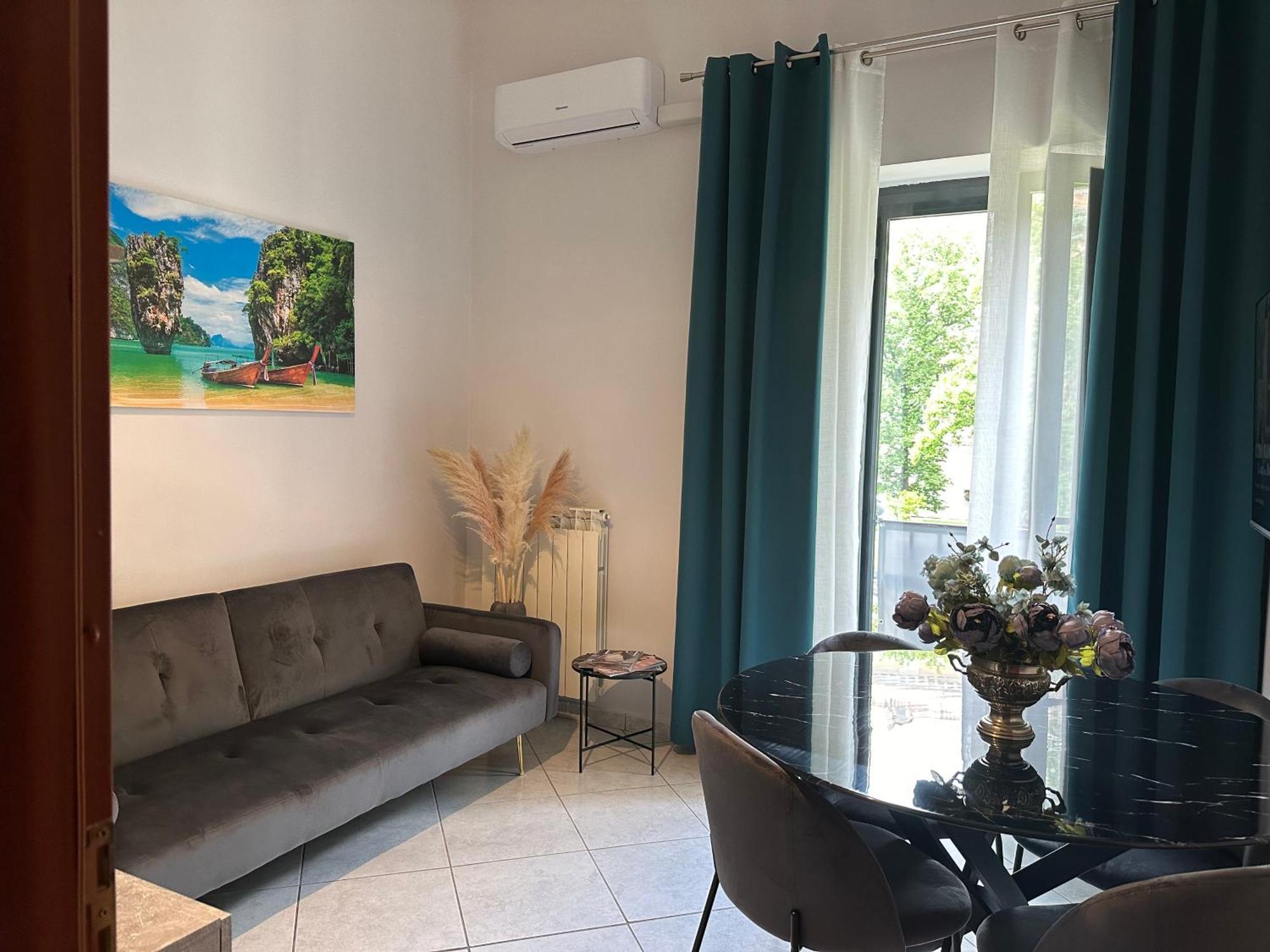 Royal Gardens Bed & Breakfast Caserta Eksteriør bilde